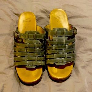 Dansko women’s sandals